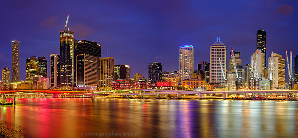 GSK-GFX100-0001653-Pano